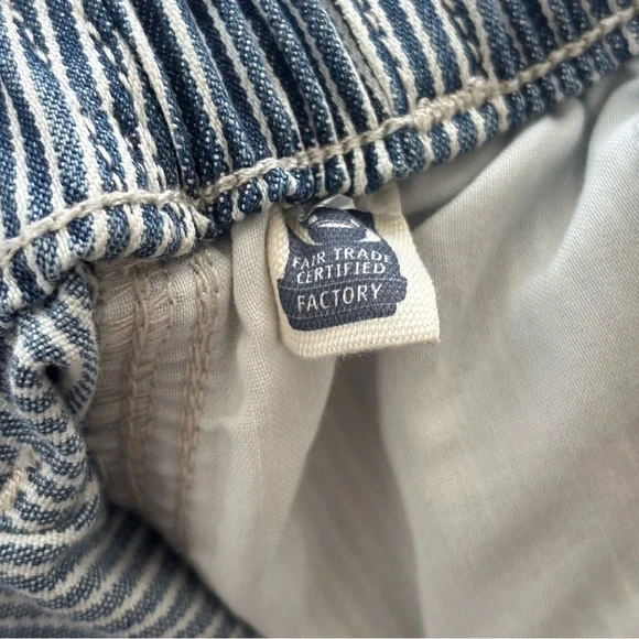 Universal Thread Light Blue Pinstripe High-Rise Railroad Tapered Striped Pants - Picture 11 of 12